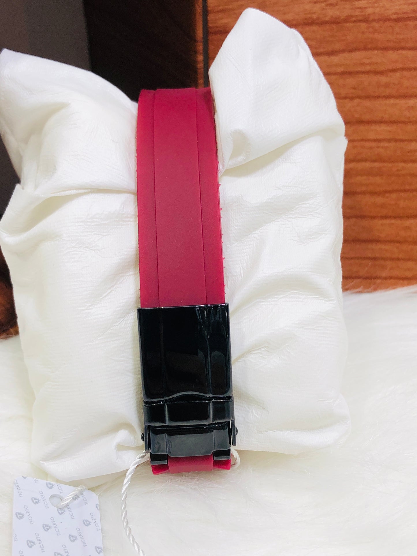 Ticarto Silicone Strap - T713A - Red