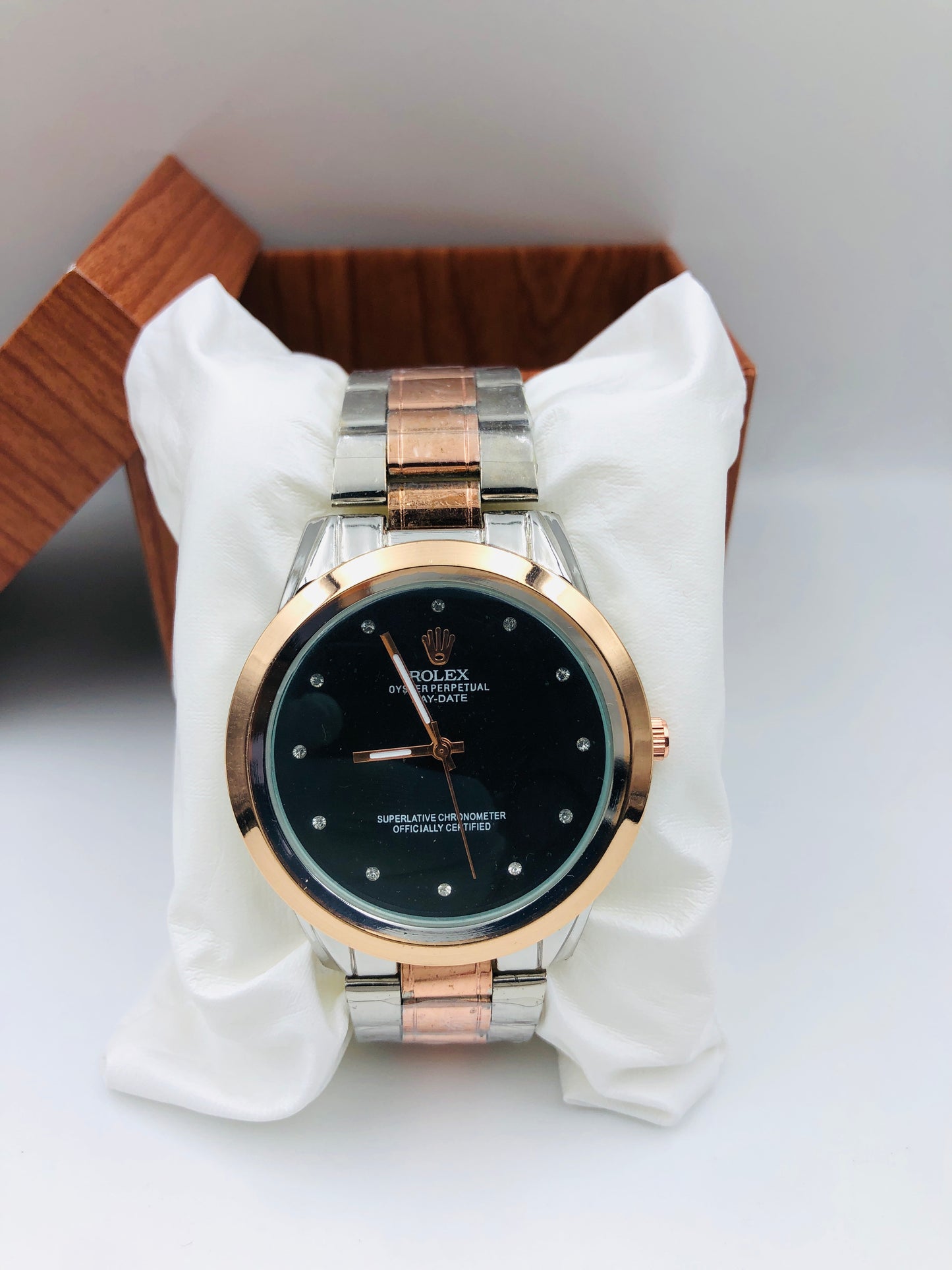 Rolex Classic Design - Article #231 - Two Tone - Black Dial