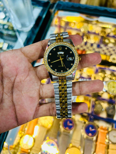 Luxurious Imported Branded First Copy Totone Day & Date Model Watch